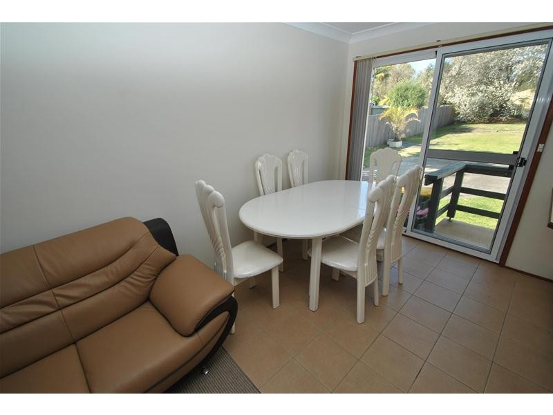 42 Orient Avenue, Orient Point NSW 2540