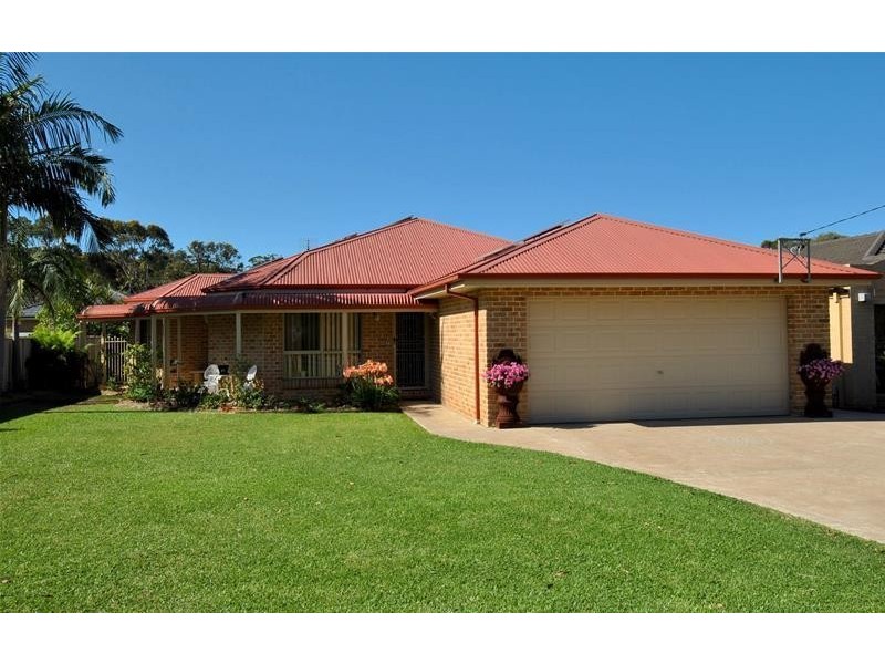 7 Emmett Street, Callala Bay NSW 2540