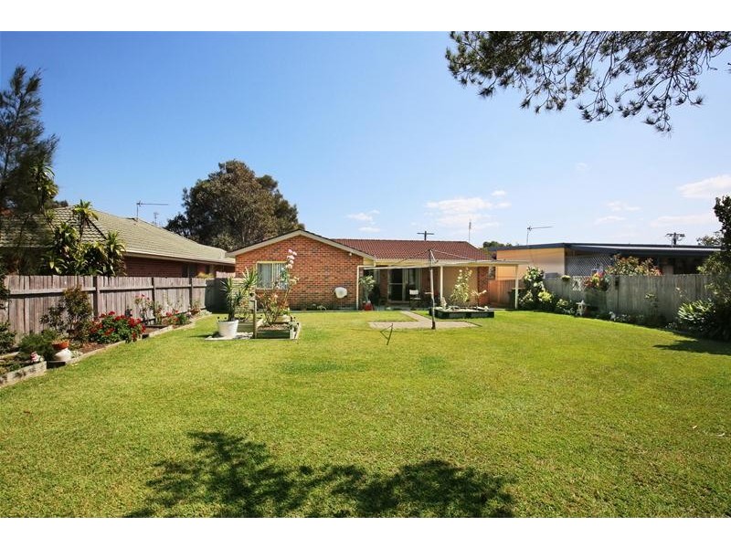 128 Prince Edward Avenue, Culburra Beach NSW 2540