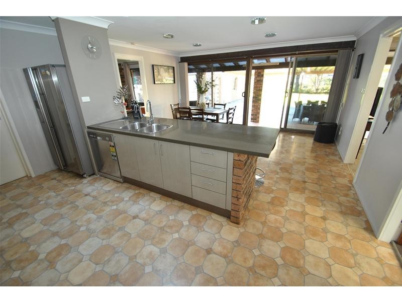 33 Brighton Parade, Culburra Beach NSW 2540