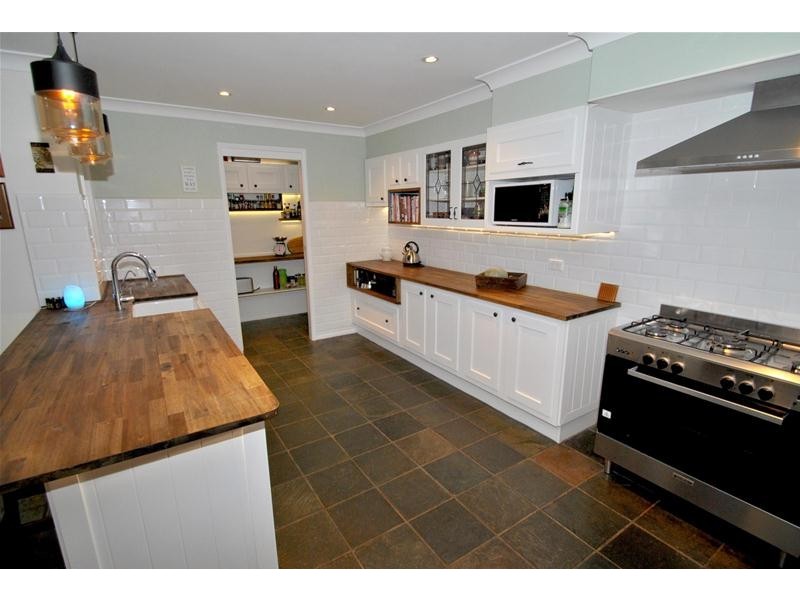 104 Lackersteen Street, Callala Bay NSW 2540