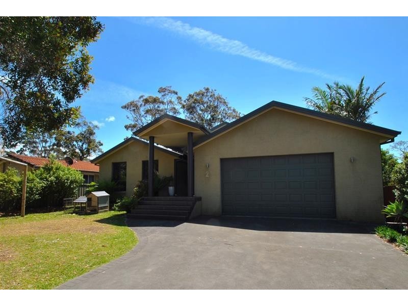 2 Torrens Close, Callala Bay NSW 2540
