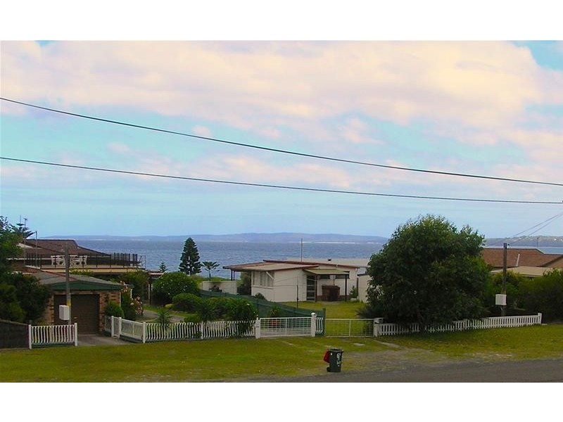 44 Quay Road, Callala Beach NSW 2540