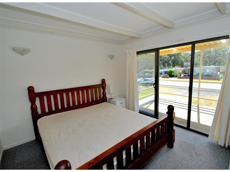 135 Queen Mary Street, Callala Beach NSW 2540