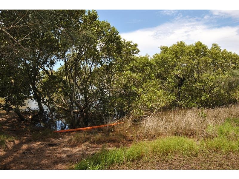 8 Orient Point Road, Culburra Beach NSW 2540
