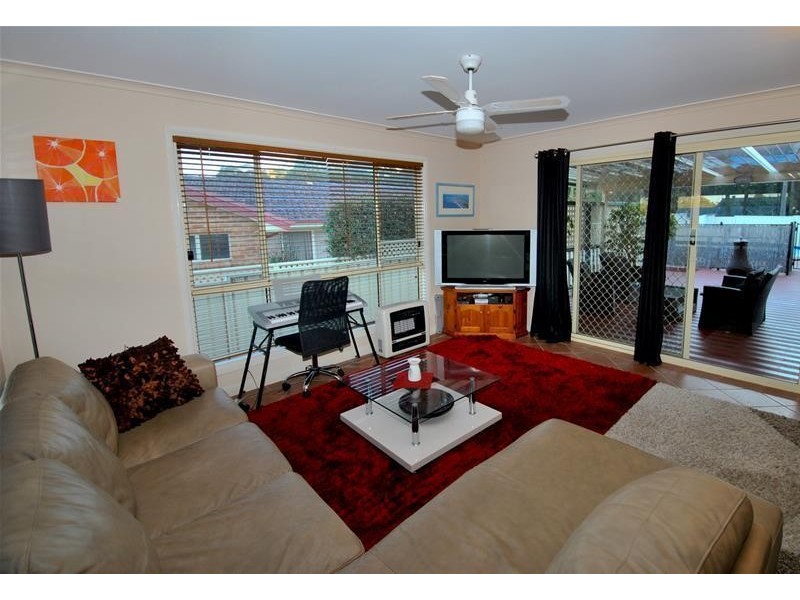 15 Stott Crescent, Callala Bay NSW 2540