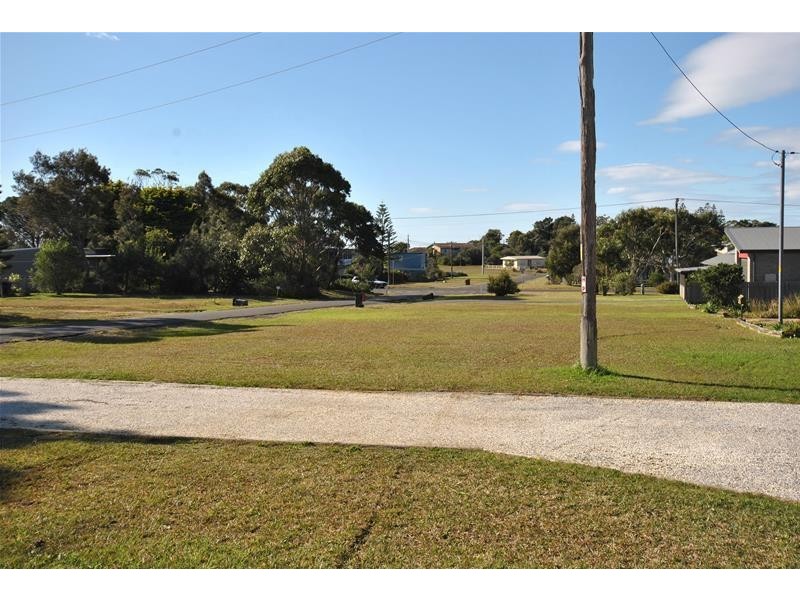 8 Plimsoll Place, Culburra Beach NSW 2540