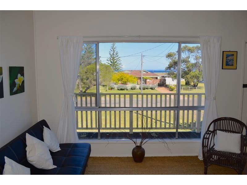 62 Quay Road, Callala Beach NSW 2540