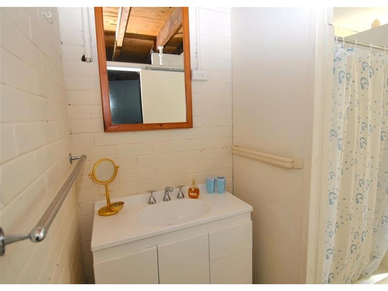 62 Quay Road, Callala Beach NSW 2540