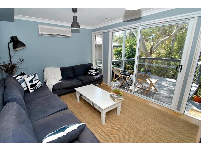 13 Caffery Circuit, Callala Beach NSW 2540