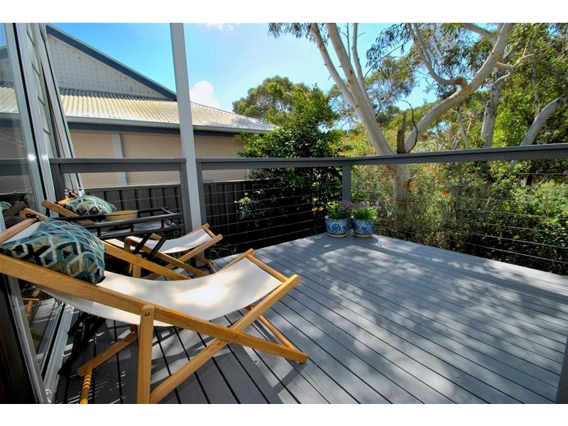 13 Caffery Circuit, Callala Beach NSW 2540