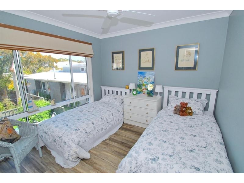 13 Caffery Circuit, Callala Beach NSW 2540