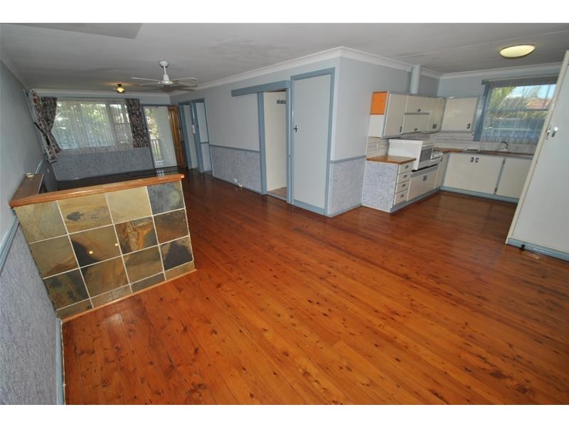 33 Prince Edward Avenue, Culburra Beach NSW 2540