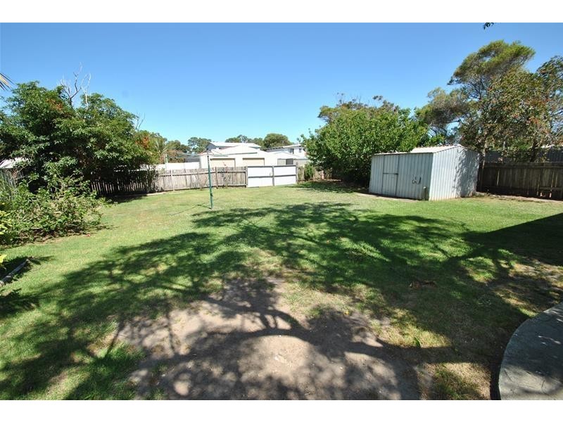 33 Prince Edward Avenue, Culburra Beach NSW 2540