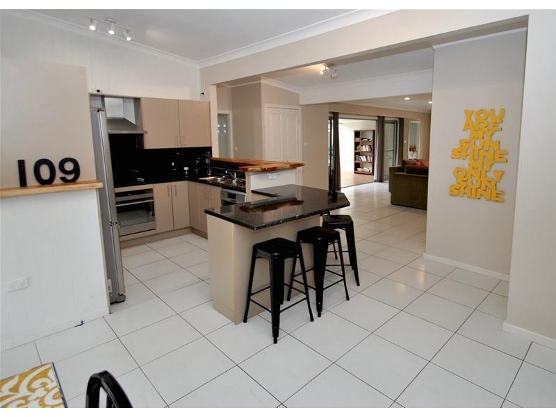 109 Queen Mary Street, Callala Beach NSW 2540