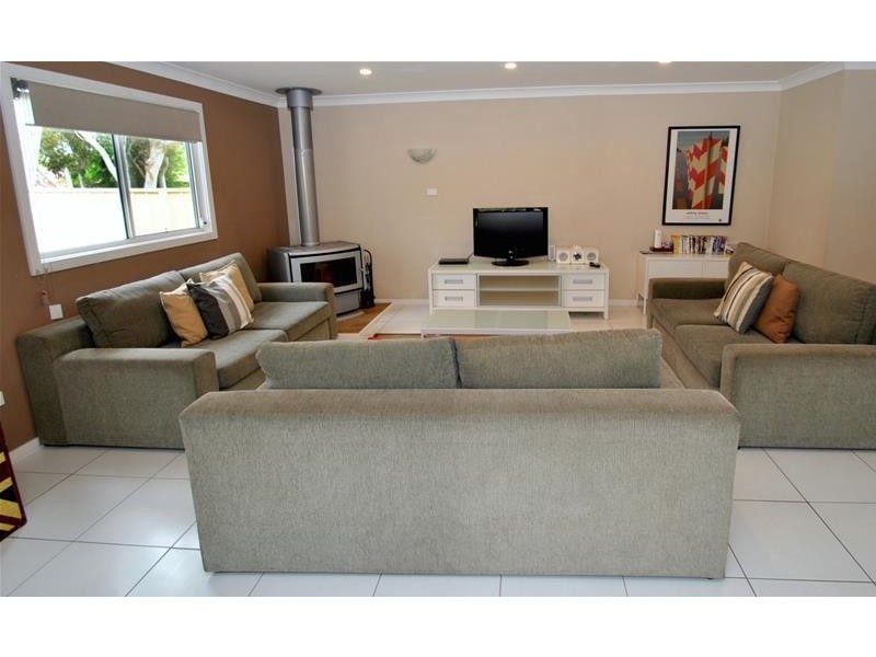 109 Queen Mary Street, Callala Beach NSW 2540