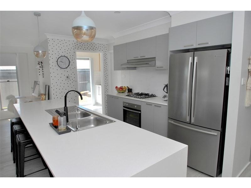 12 Petrel Close, South Nowra NSW 2541