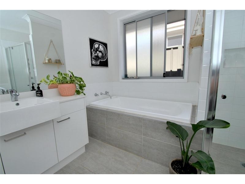 12 Petrel Close, South Nowra NSW 2541