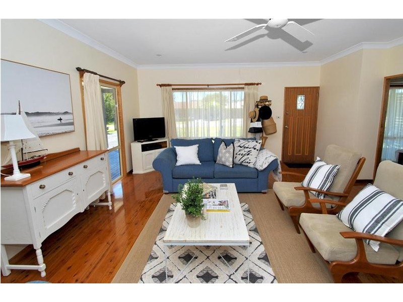 17 Allerton Avenue, Culburra Beach NSW 2540