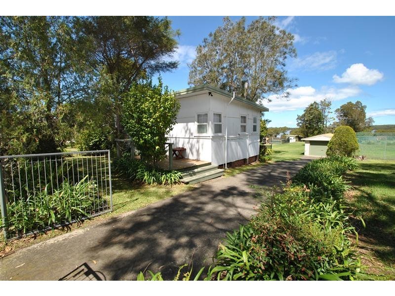 14 Orient Point Road, Culburra Beach NSW 2540