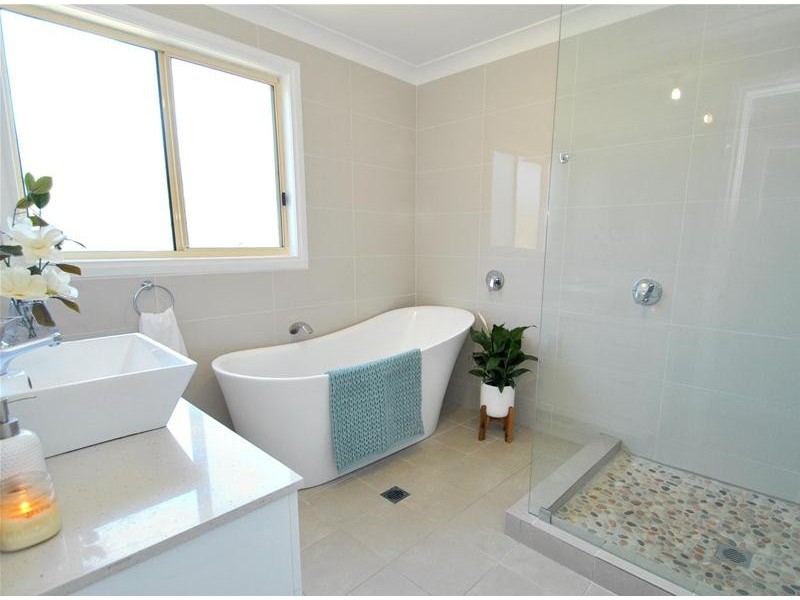 160 Prince Edward Avenue, Culburra Beach NSW 2540