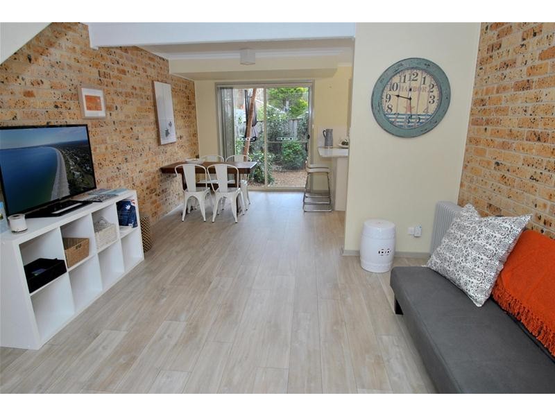 2/27 The Triangle, Culburra Beach NSW 2540