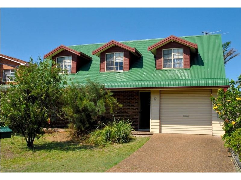 17 Lennox Road, Callala Beach NSW 2540