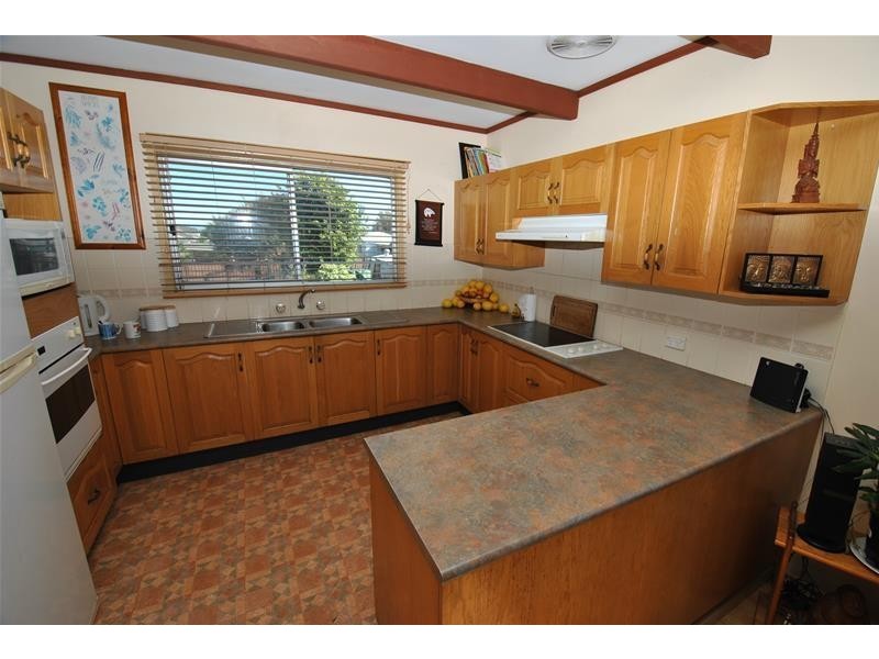 43 Orsova Parade, Orient Point NSW 2540