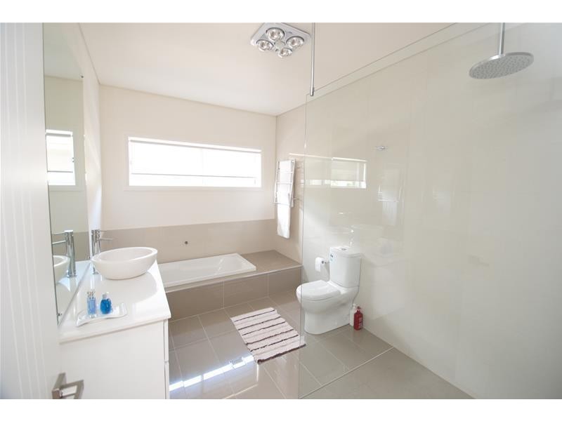 4 Whistler Street, Culburra Beach NSW 2540