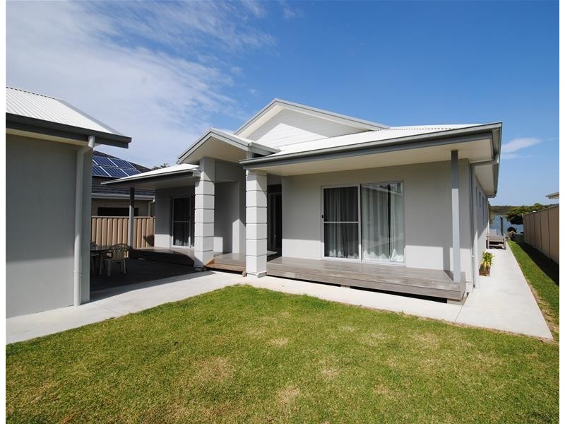 4 Whistler Street, Culburra Beach NSW 2540