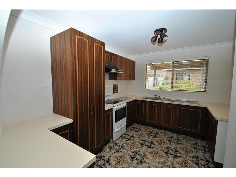 8 Lennox Road, Callala Beach NSW 2540