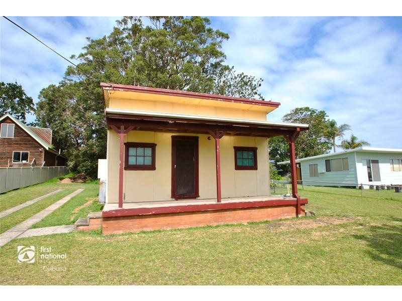 4 Otway Street, Orient Point NSW 2540