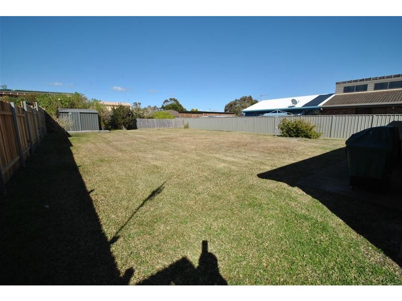 8 Glenholme Way, Culburra Beach NSW 2540