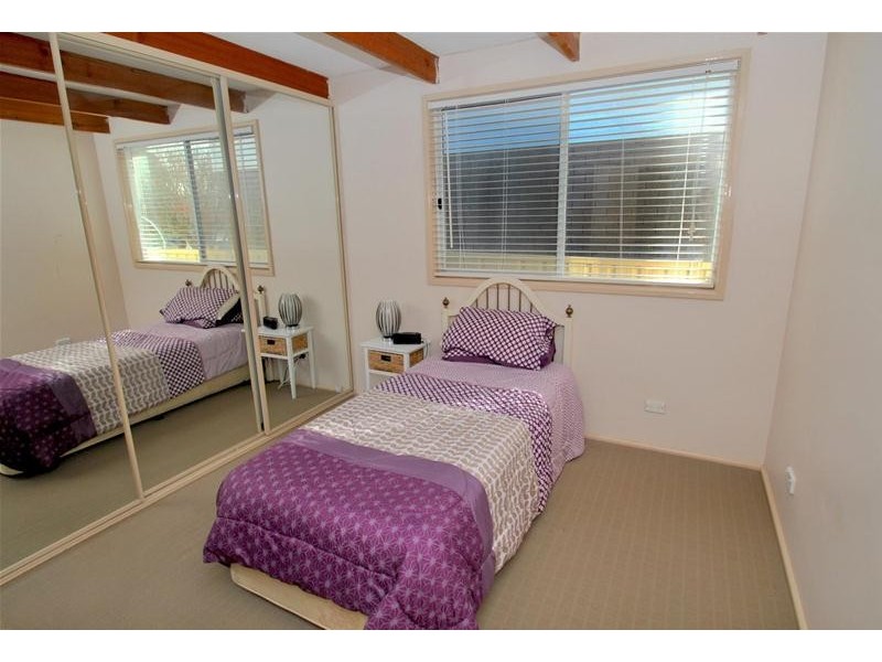 15 Carlton Crescent, Culburra Beach NSW 2540