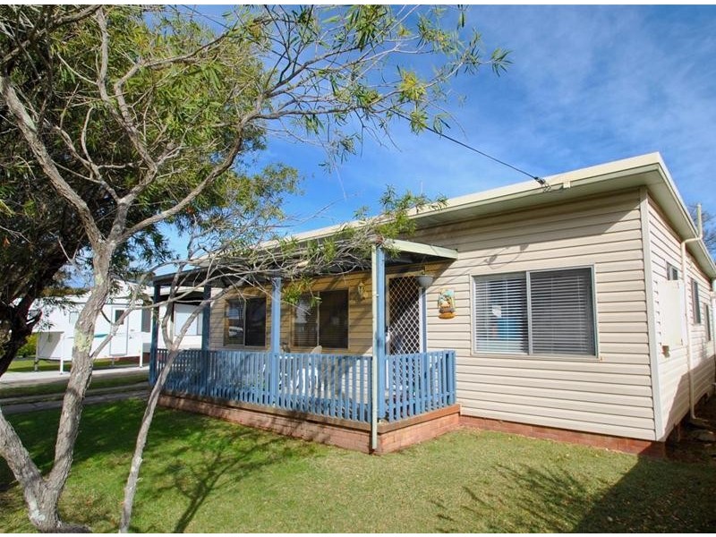 15 Carlton Crescent, Culburra Beach NSW 2540