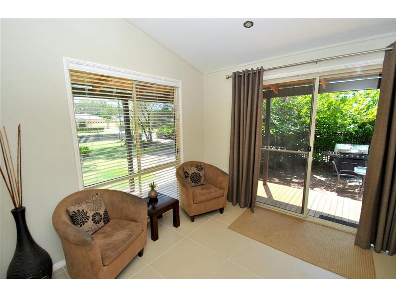 18 Emmett Street, Callala Bay NSW 2540