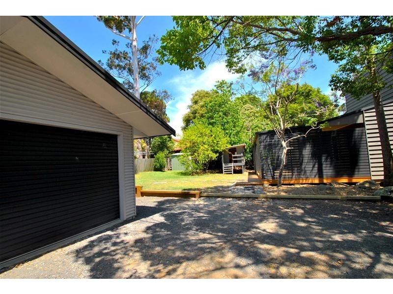 18 Emmett Street, Callala Bay NSW 2540