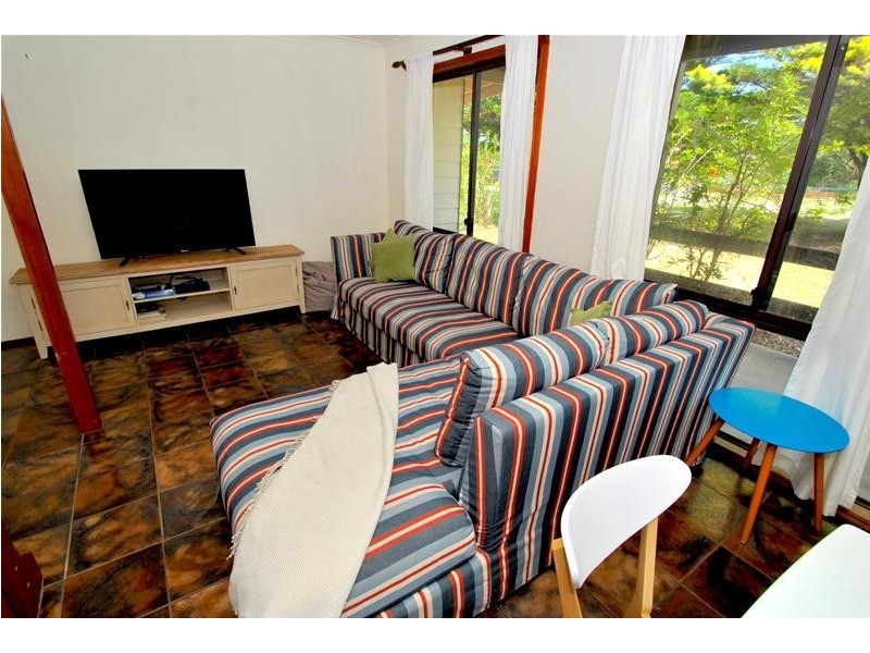 12 Parkes Crescent, Callala Beach NSW 2540