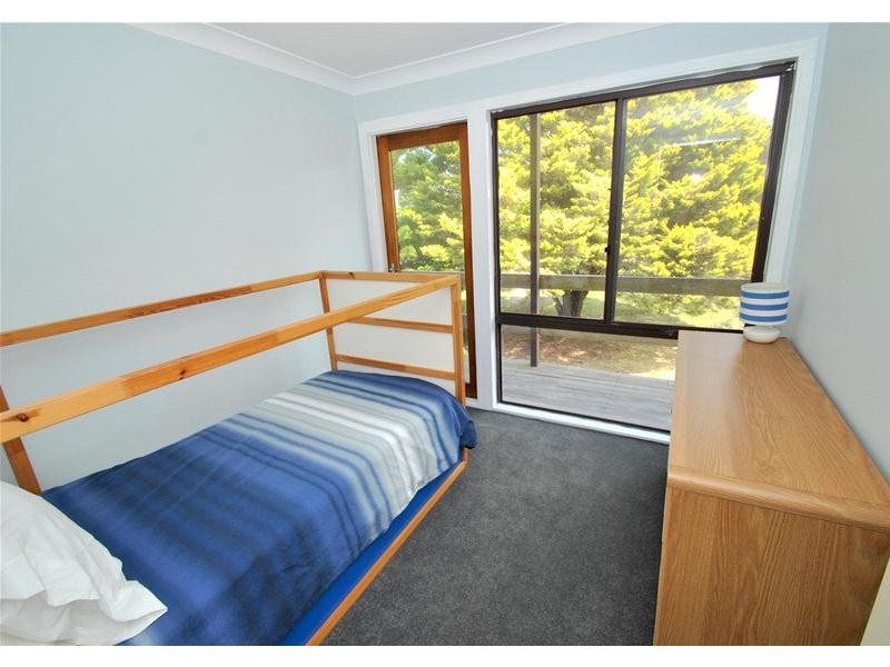 12 Parkes Crescent, Callala Beach NSW 2540