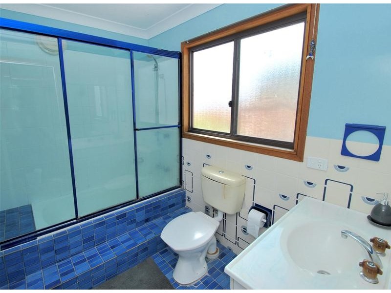 12 Parkes Crescent, Callala Beach NSW 2540