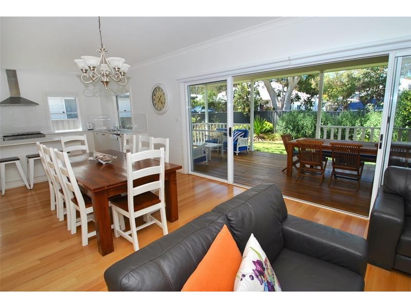 21 Sandlewood Cove, Callala Beach NSW 2540