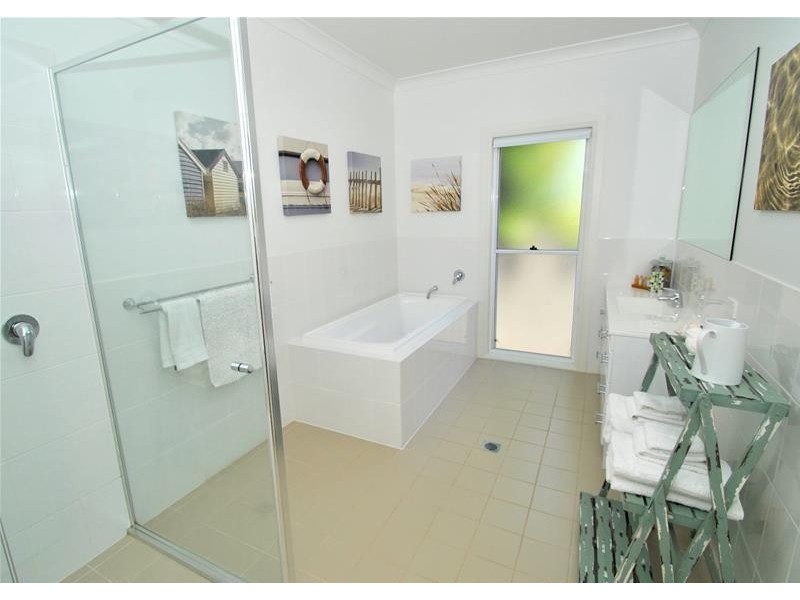 21 Sandlewood Cove, Callala Beach NSW 2540