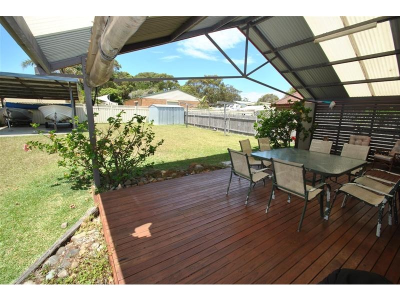 8b Mowbray Road, Culburra Beach NSW 2540