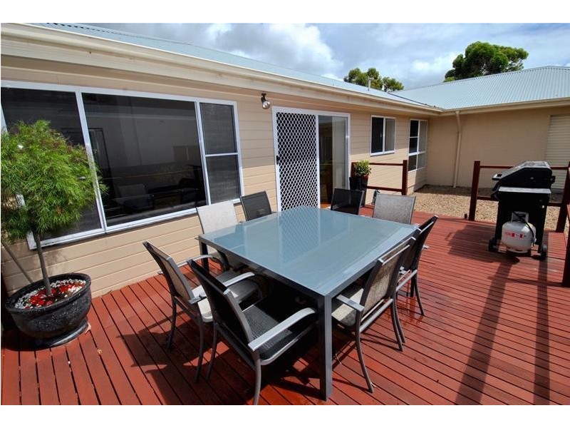 9 Sandlewood Cove, Callala Beach NSW 2540