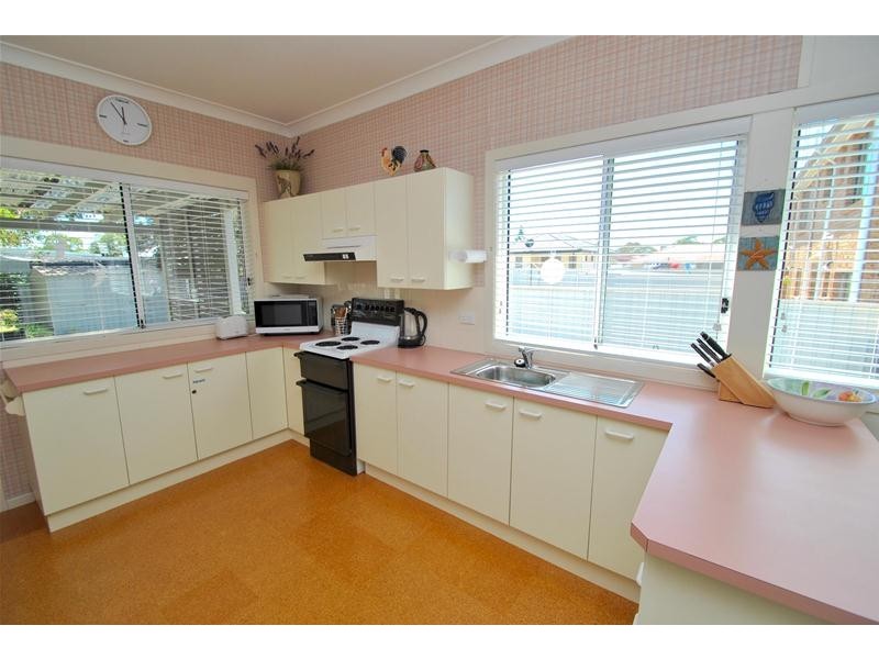 22 Verge Road, Callala Beach NSW 2540