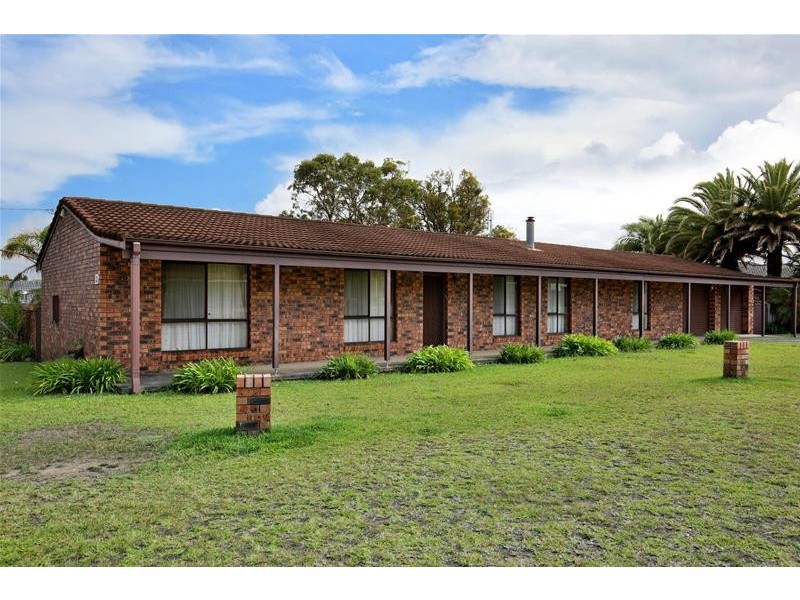 13 The Triangle, Culburra Beach NSW 2540