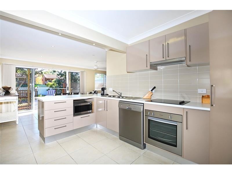 10 Quay Road, Callala Beach NSW 2540