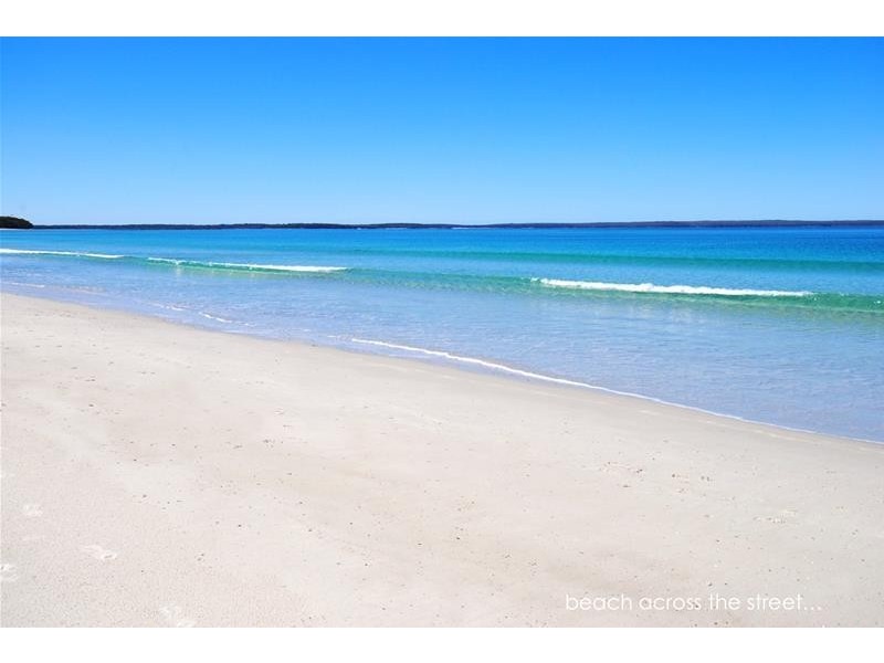10 Quay Road, Callala Beach NSW 2540