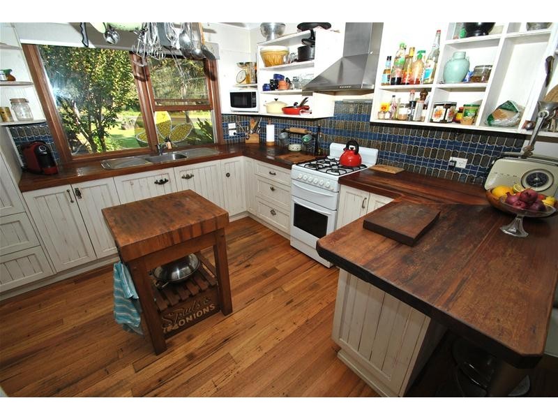 40 Orient Avenue, Orient Point NSW 2540