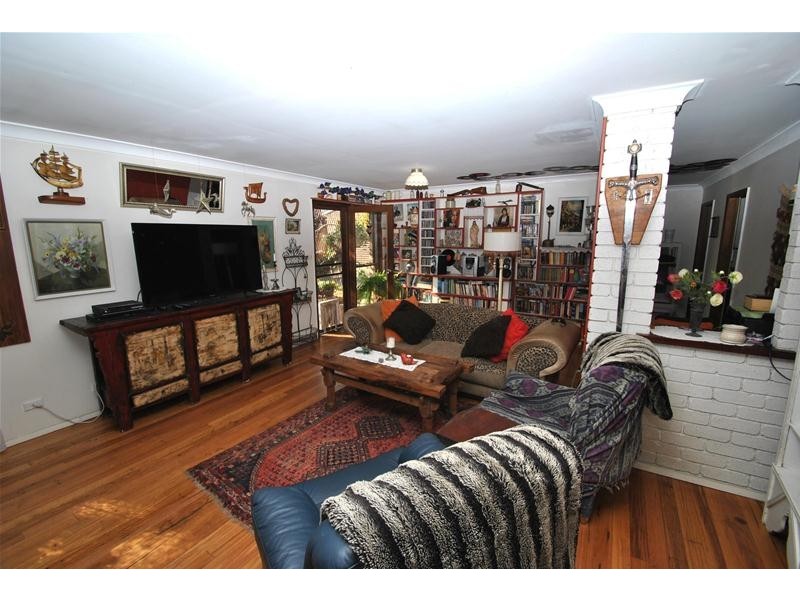 40 Orient Avenue, Orient Point NSW 2540